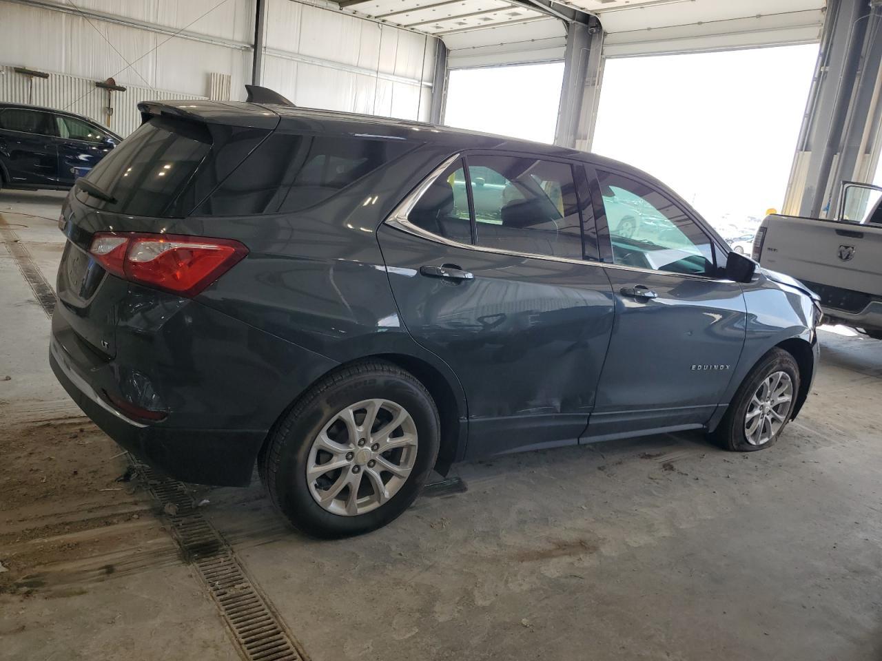 2018 Chevrolet Equinox Lt - Image 3