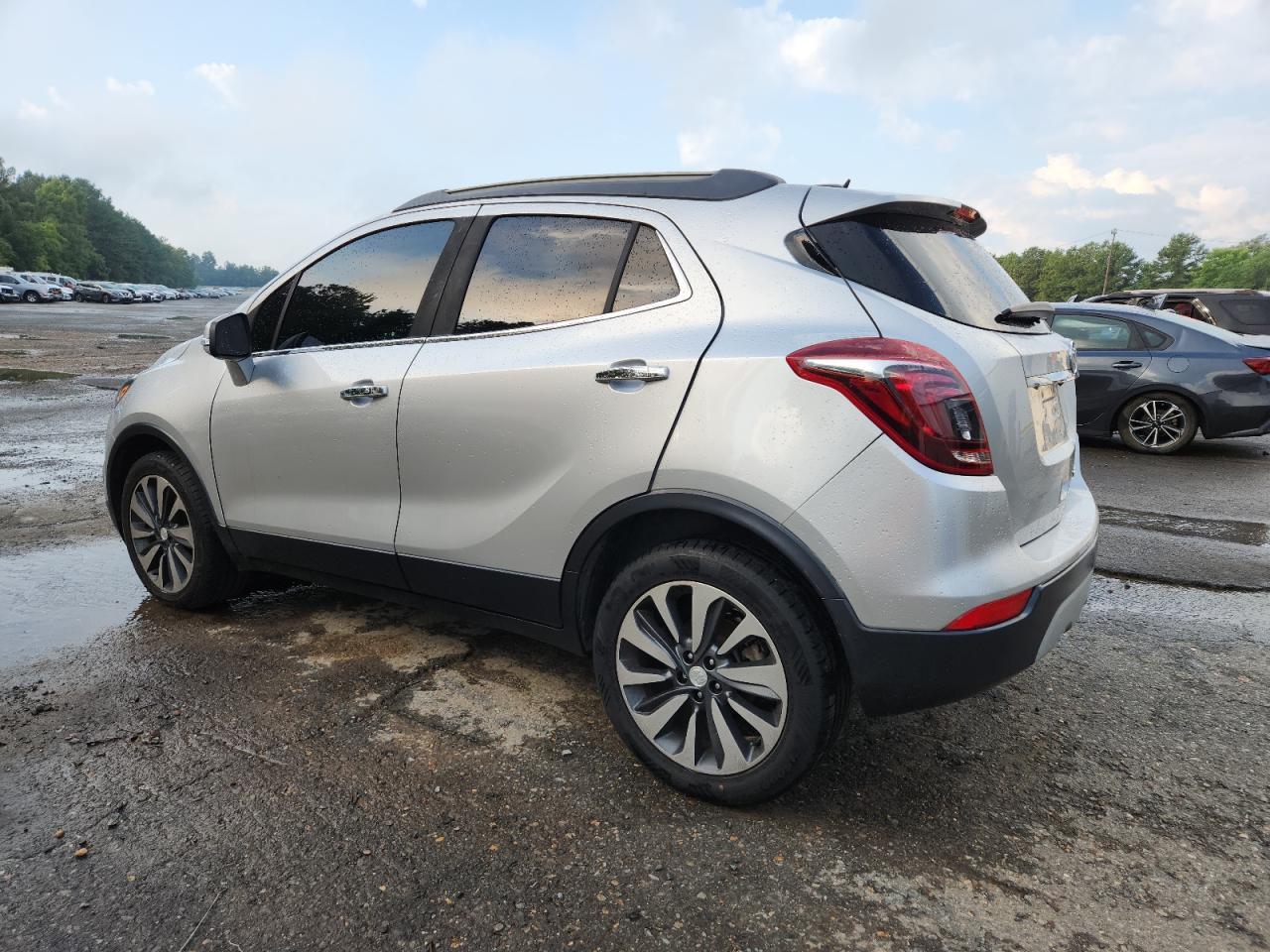 2019 Buick Encore Essence - Фото 2