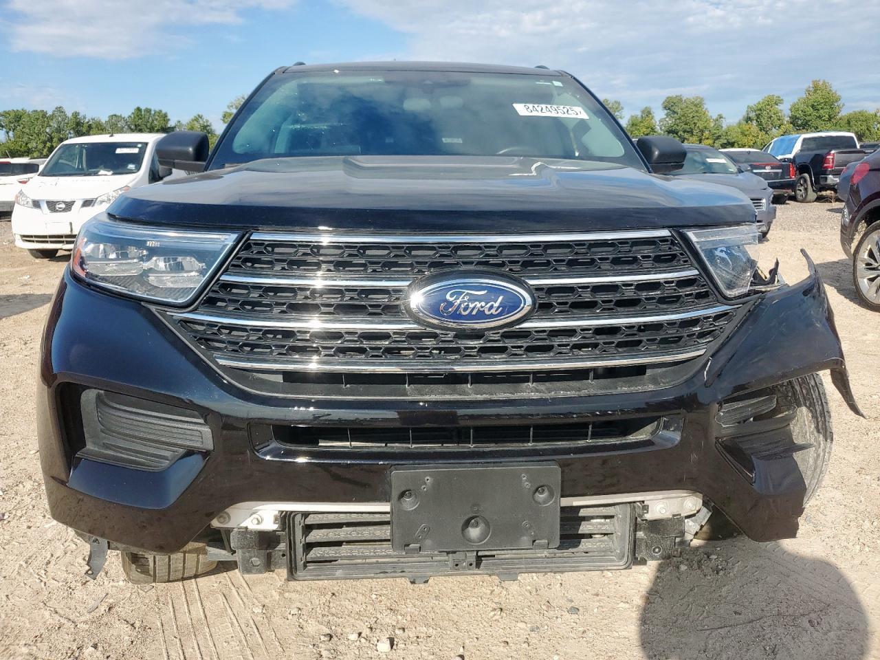 2023 Ford Explorer Xlt - Фото 5