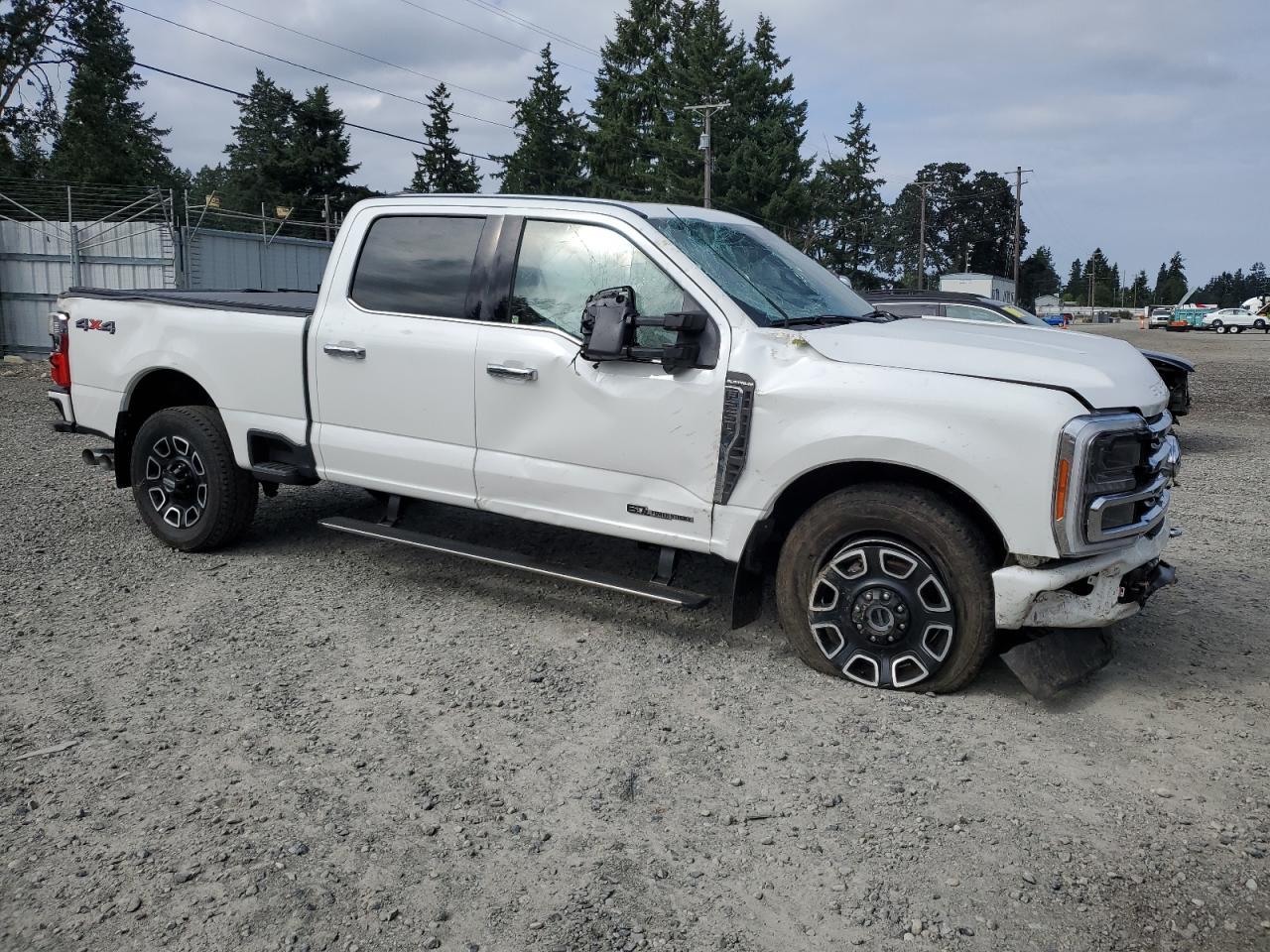2023 Ford F250 Super Duty - Image 4