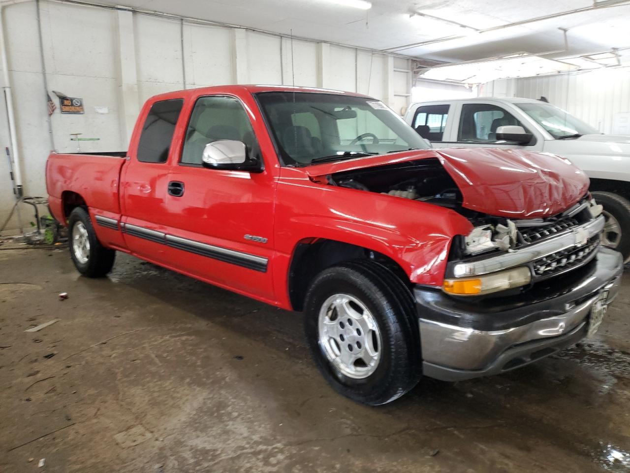 2002 Chevrolet Silverado C1500 - Фото 4