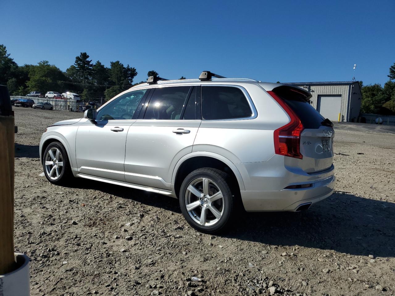 2021 Volvo Xc90 T5 Momentum - Фото 2