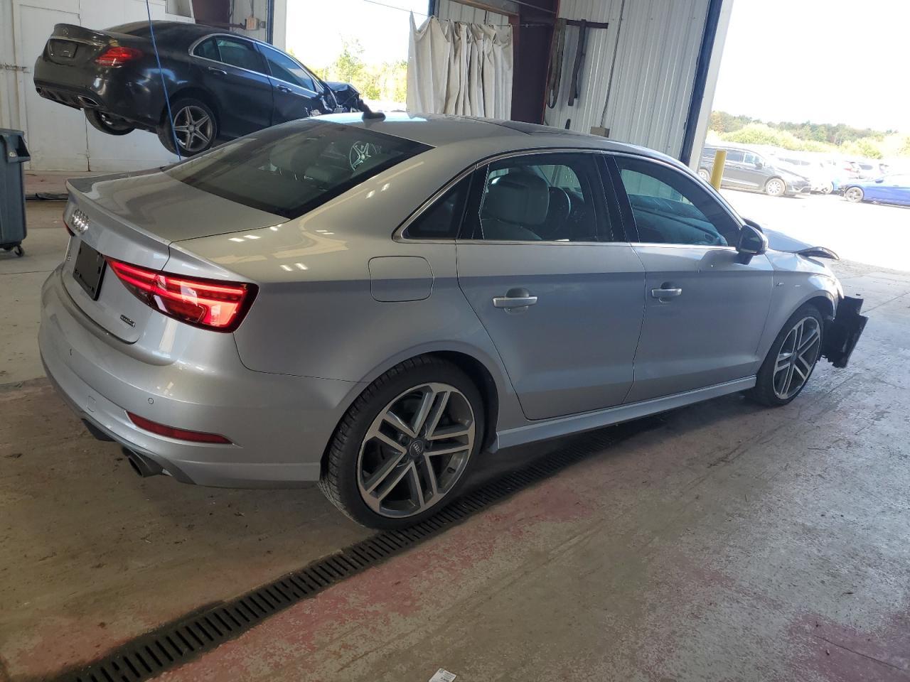2019 Audi A3 Premium Plus - Фото 3