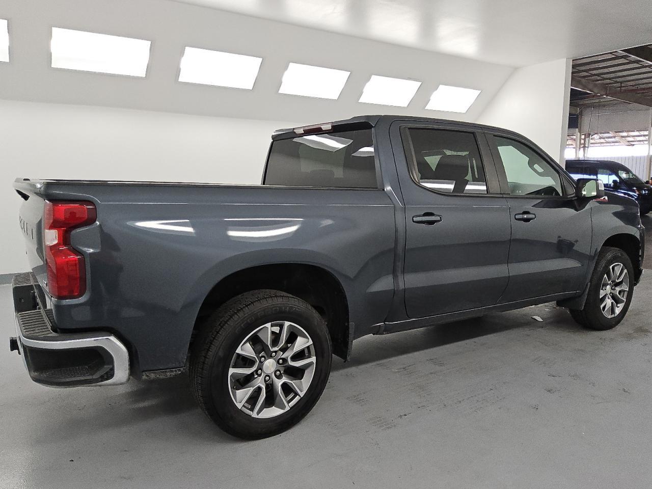 2021 Chevrolet Silverado K1500 Lt - Фото 3