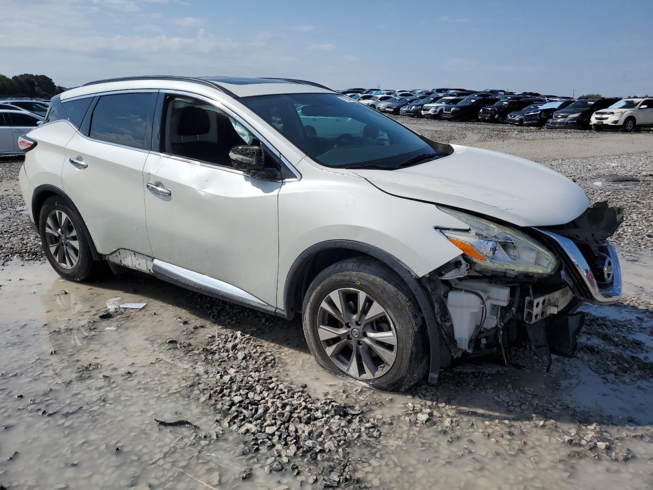 2016 Nissan Murano S - Image 4