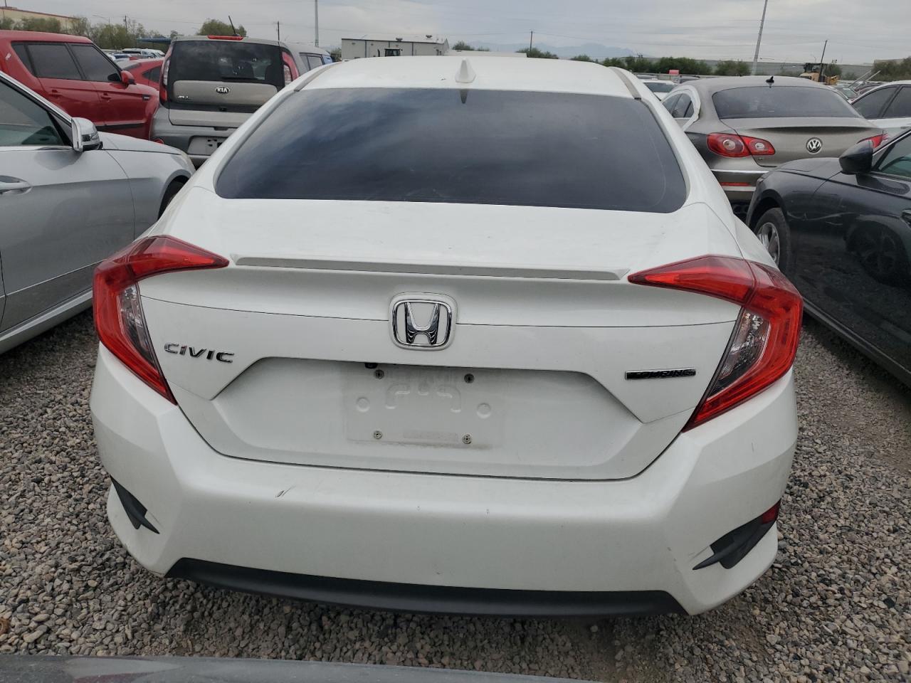 2018 Honda Civic Touring - Фото 6