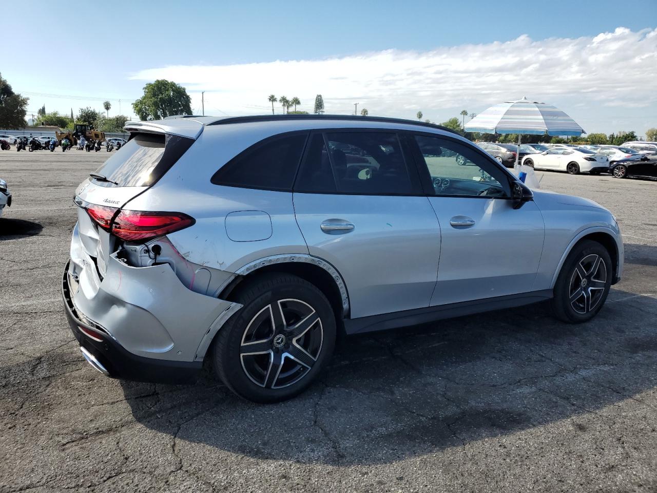 2023 Mercedes-Benz Glc 300 4Matic - Фото 3