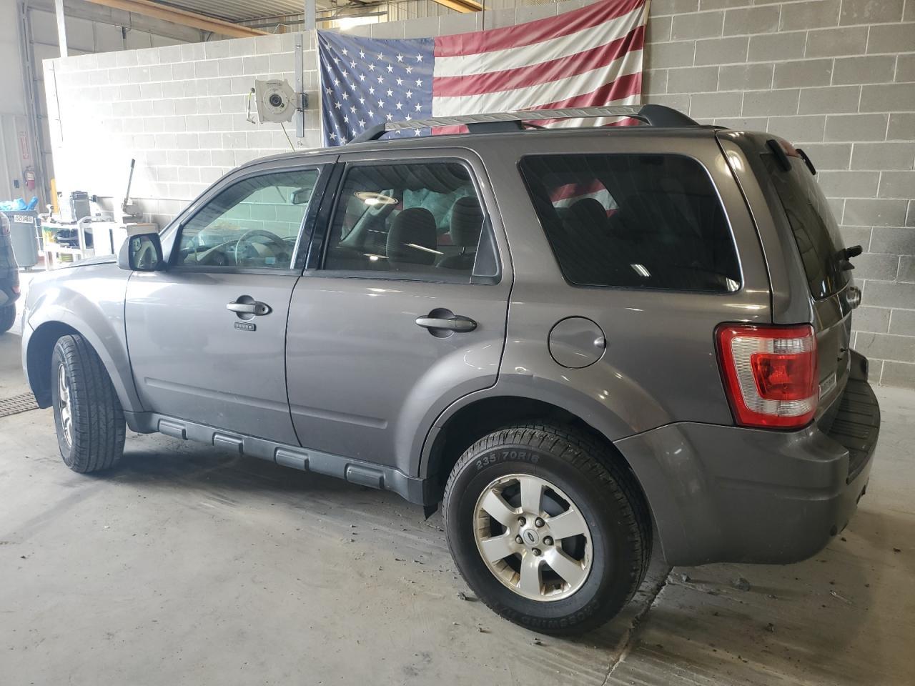 2012 Ford Escape Limited - Фото 2