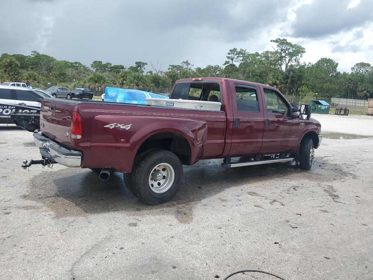 2000 Ford F350 Super Duty - Image 3