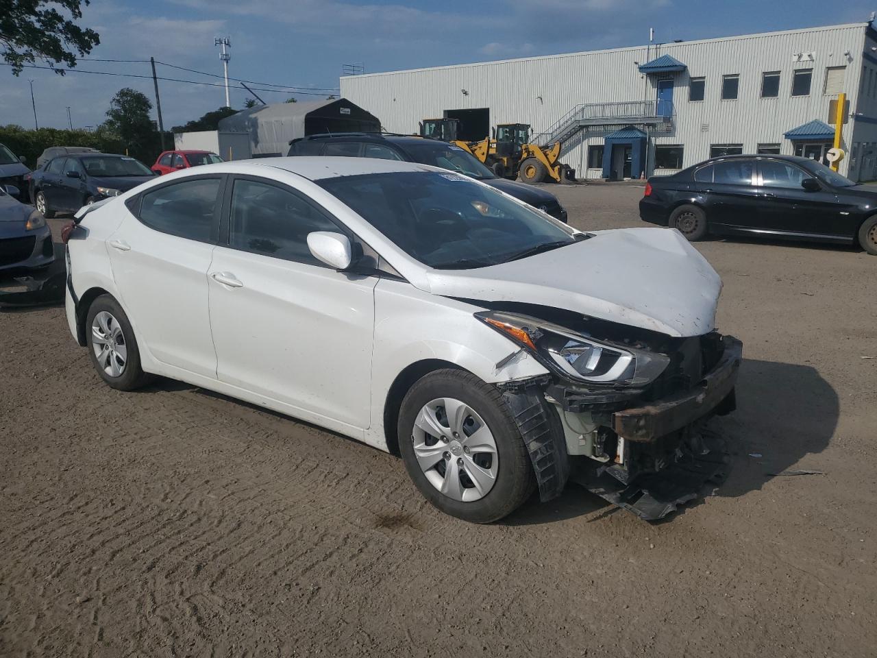 2015 Hyundai Elantra - Фото 4