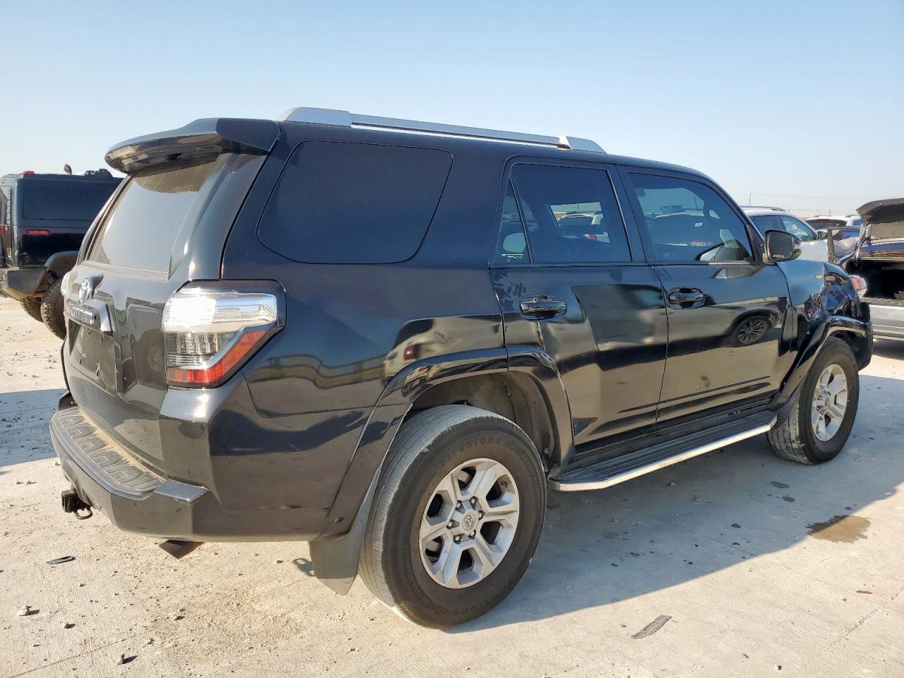 2016 Toyota 4Runner Sr5 - Image 3