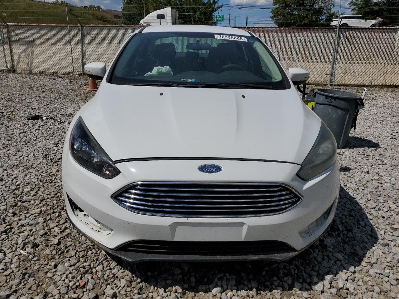 2016 Ford Focus Se - Image 5