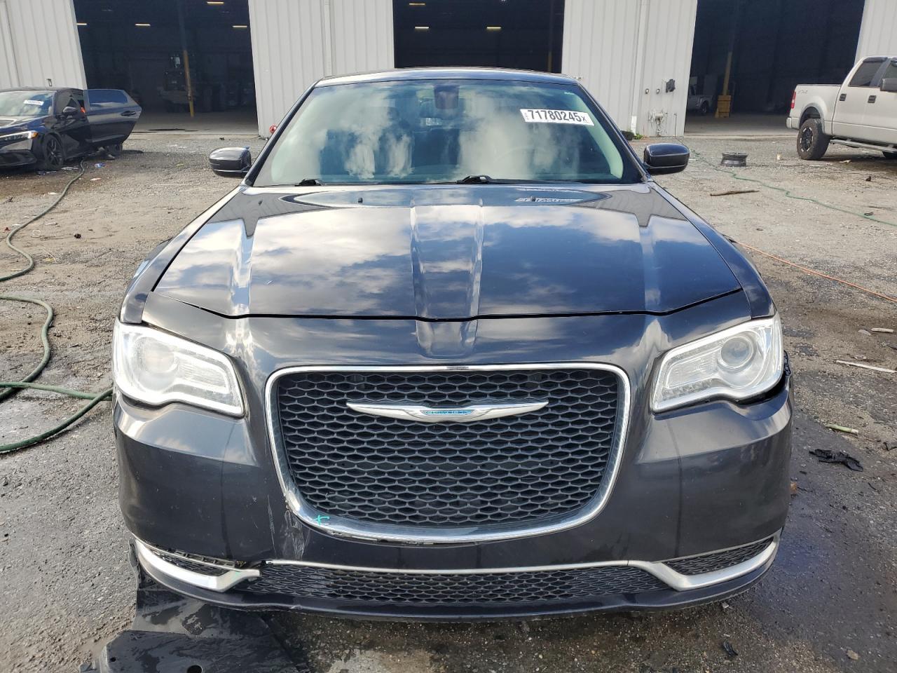 2015 Chrysler 300 Limited - Image 5