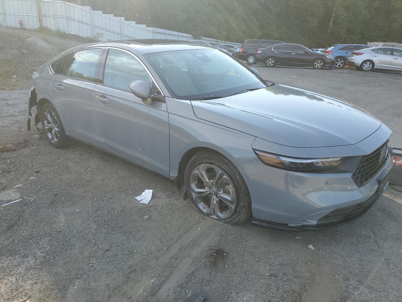 2025 Honda Accord Hybrid Exl - Image 4