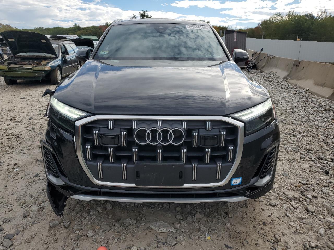 2025 Audi Q7 Prestige - Image 5