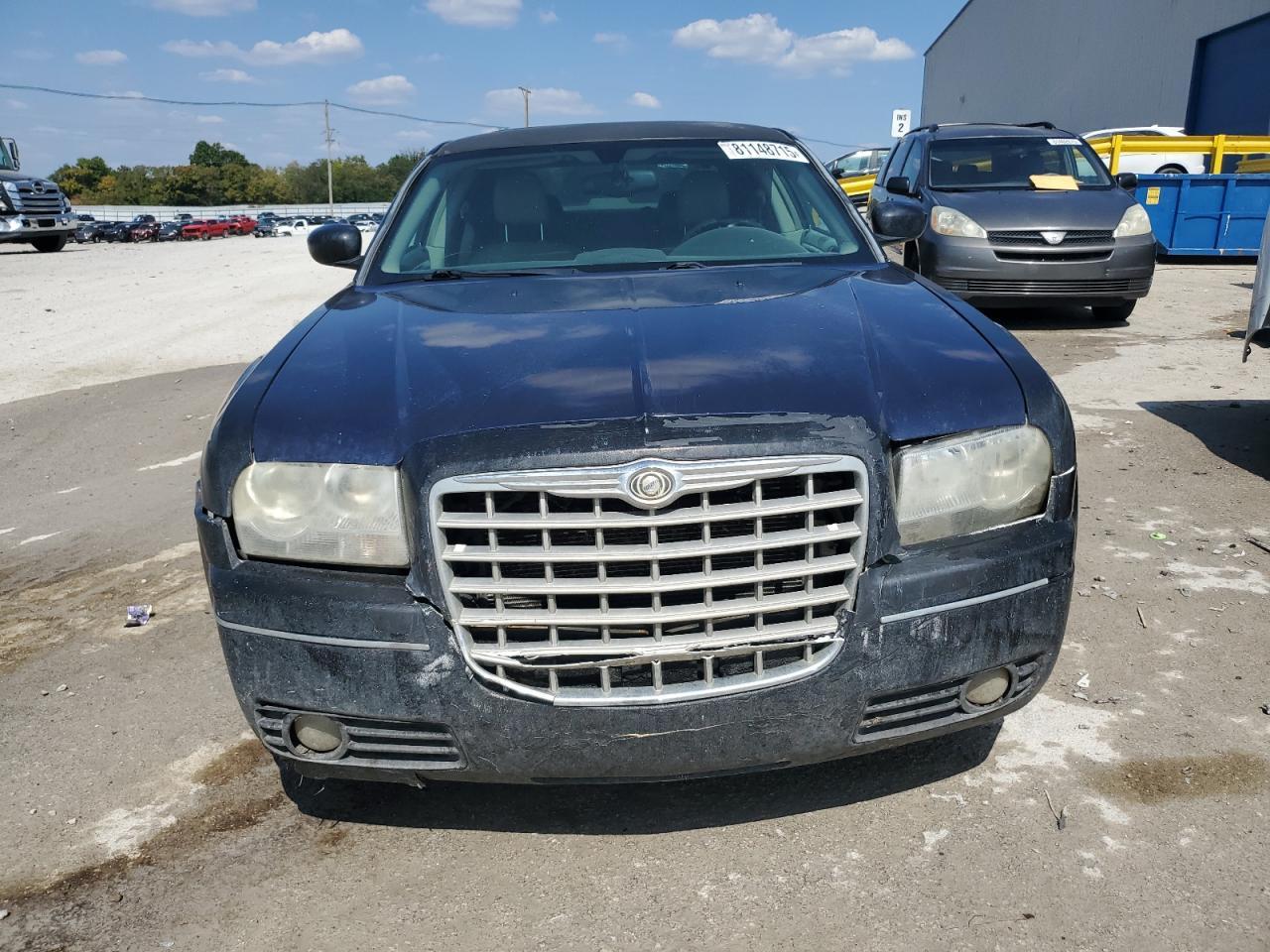 2005 Chrysler 300 Touring - Image 5