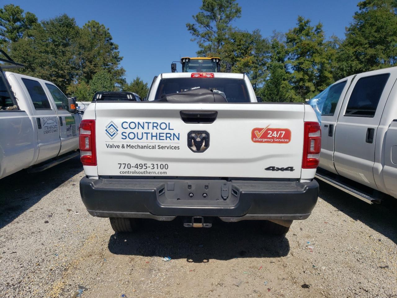2023 Ram 3500 Tradesman - Фото 6