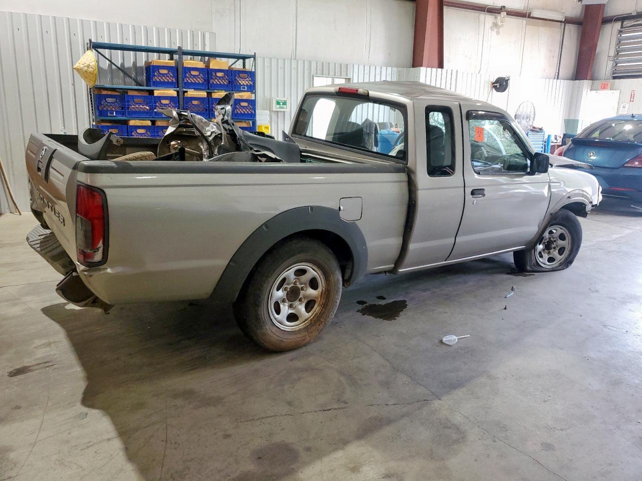 2004 Nissan Frontier King Cab Xe - Фото 3