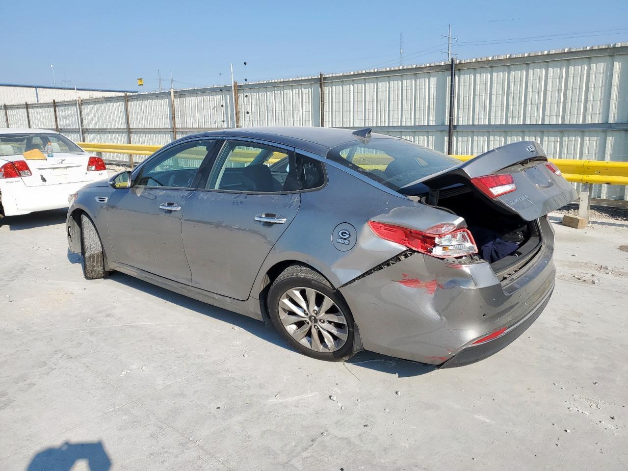 2018 Kia Optima Lx - Фото 2