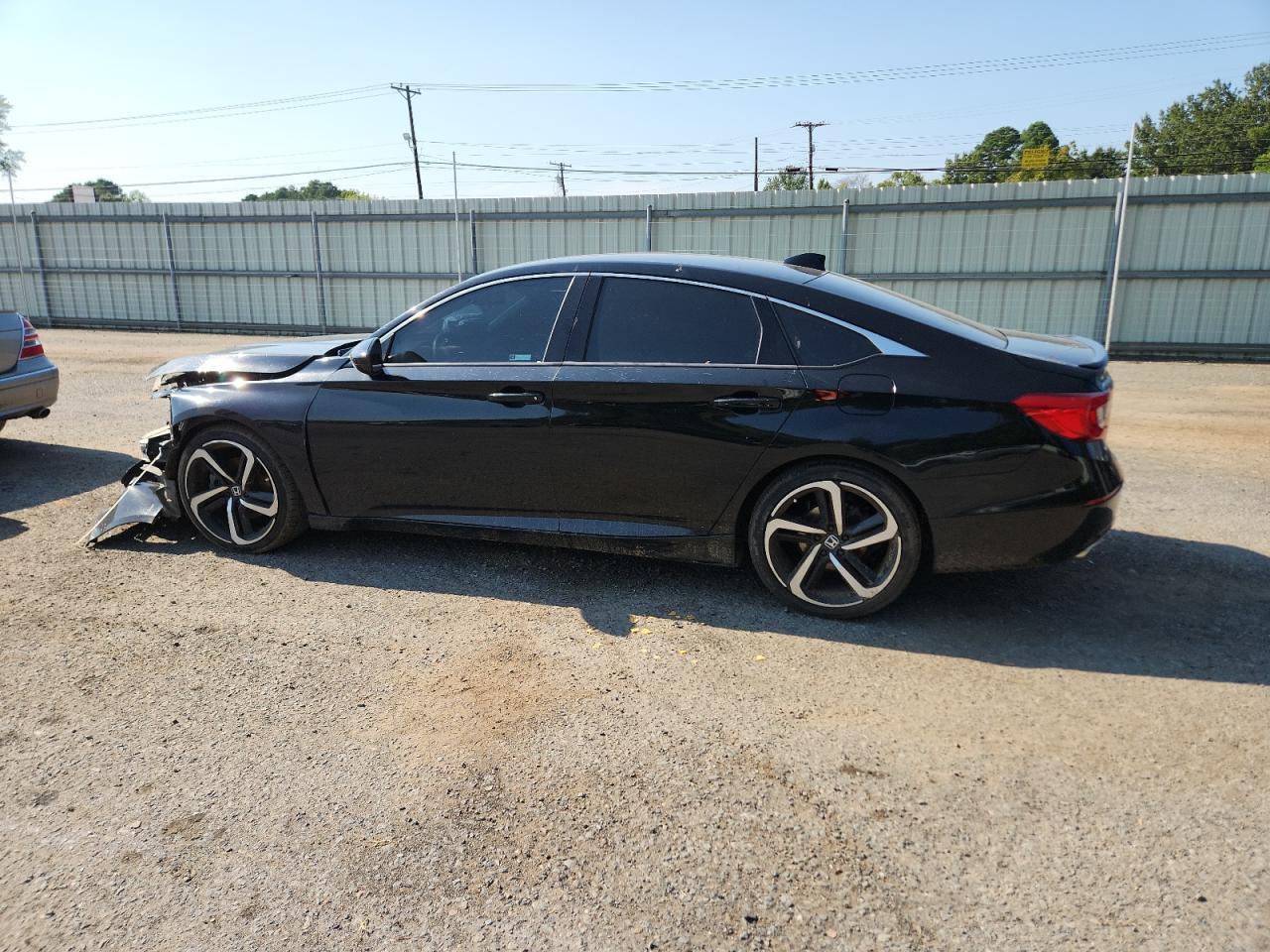 2020 Honda Accord Sport - Фото 2