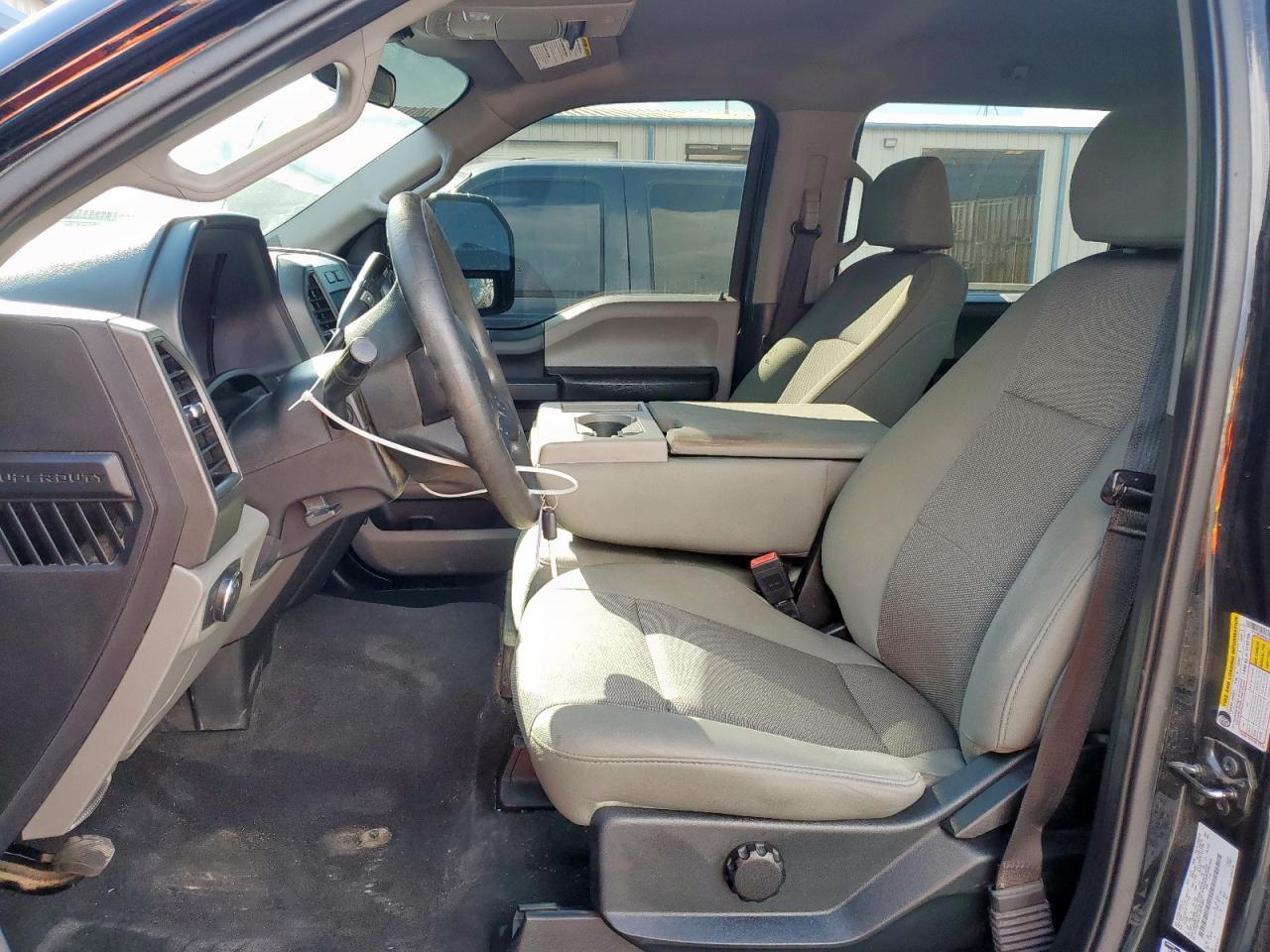 2020 Ford F250 Super Duty - Фото 7