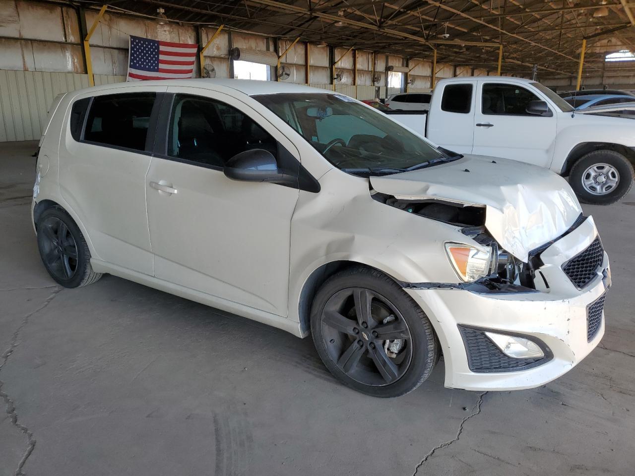 2015 Chevrolet Sonic Rs - Фото 4
