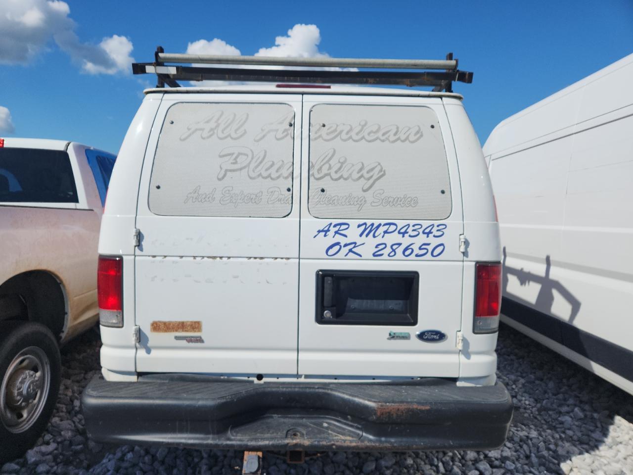 2013 Ford Econoline E250 Van - Фото 6
