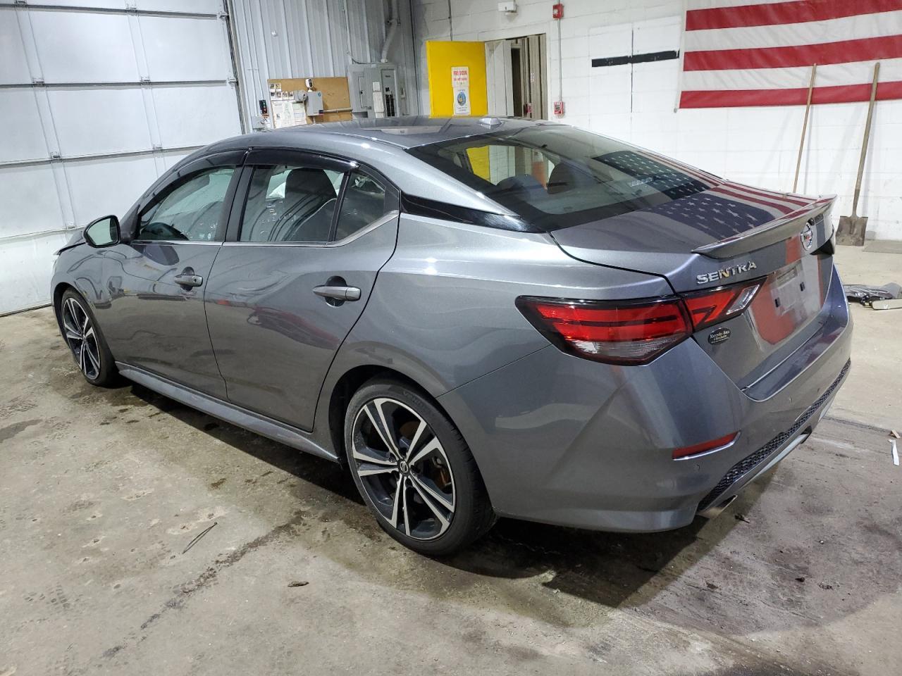 2020 Nissan Sentra Sr - Image 2