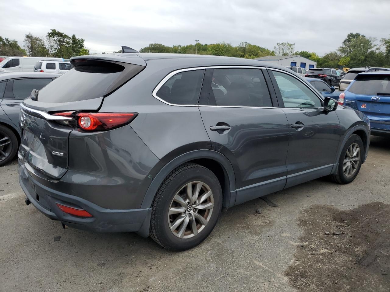 2018 Mazda Cx-9 Touring - Image 3