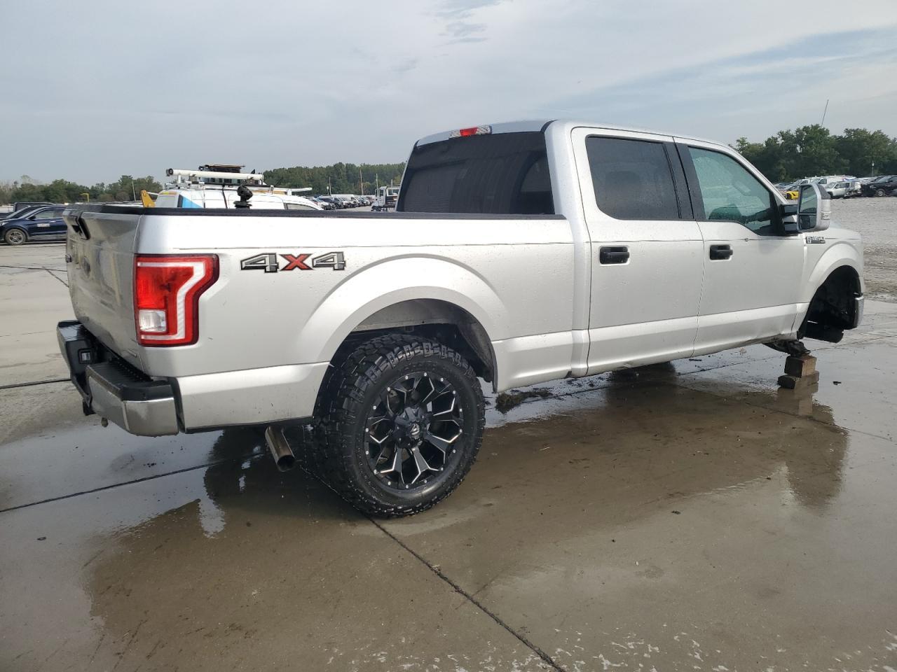 2016 Ford F150 Supercrew - Фото 3