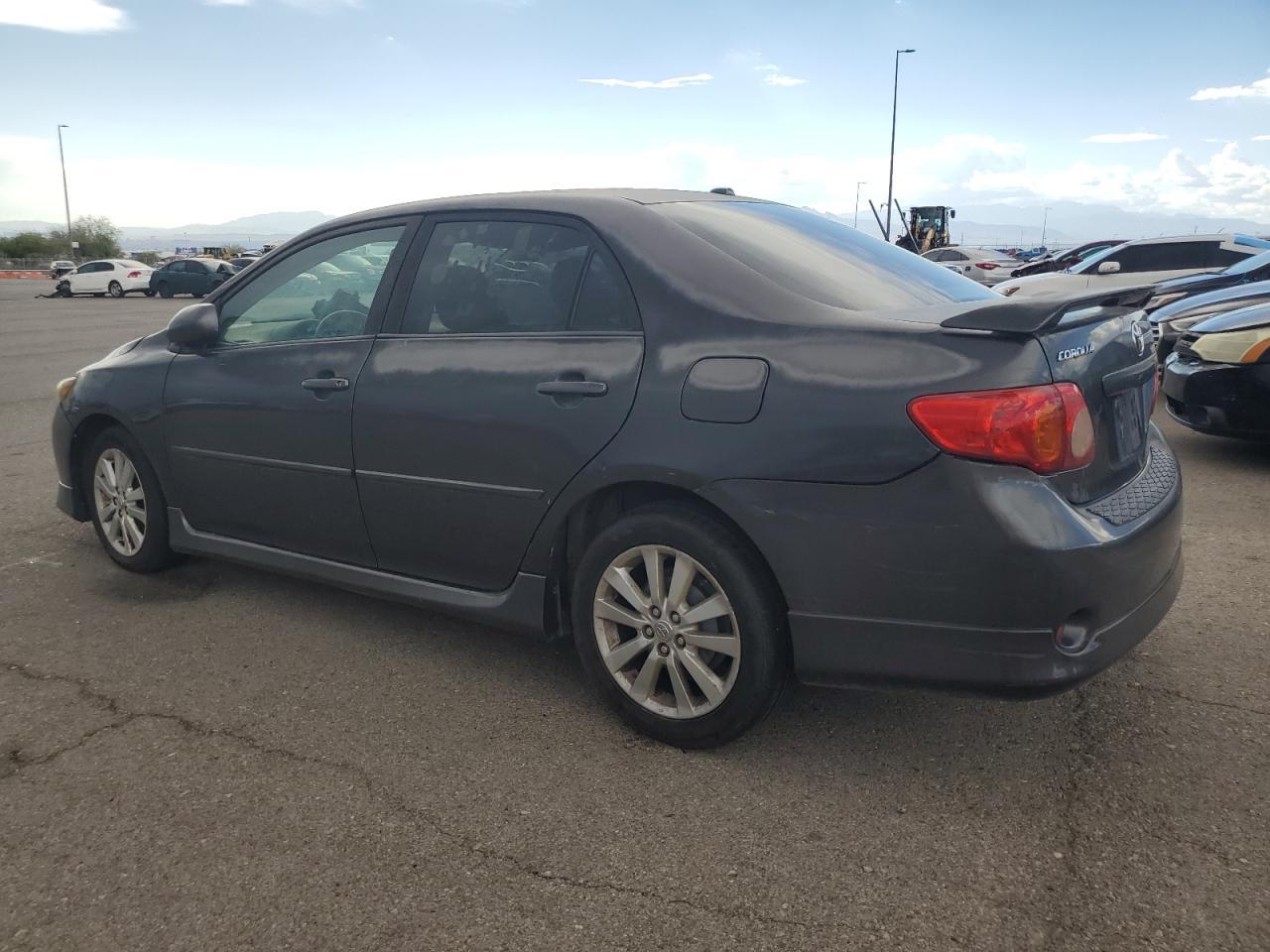 2010 Toyota Corolla Base - Фото 2