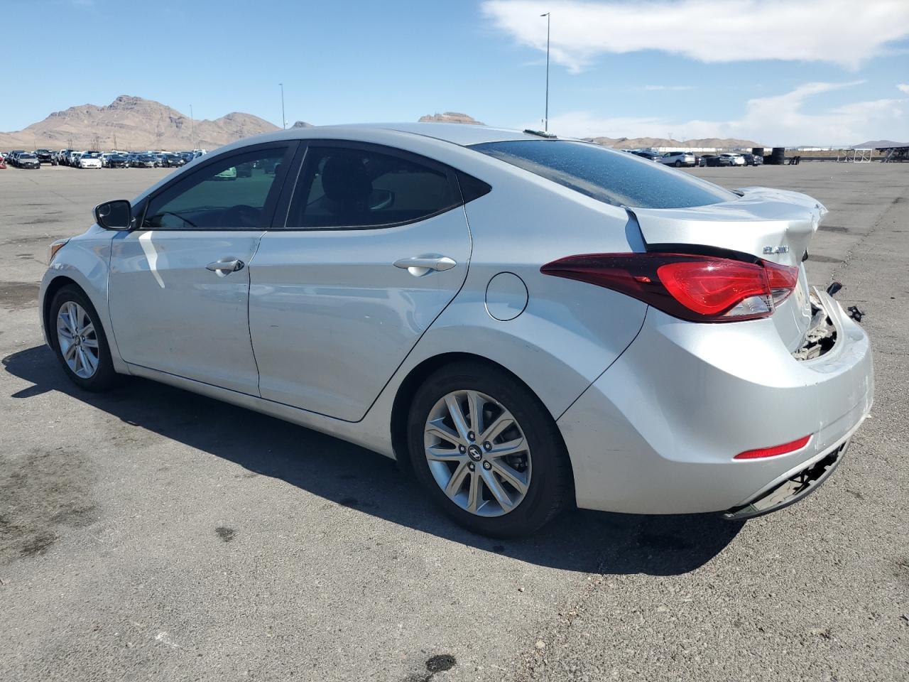 2016 Hyundai Elantra Se - Фото 2