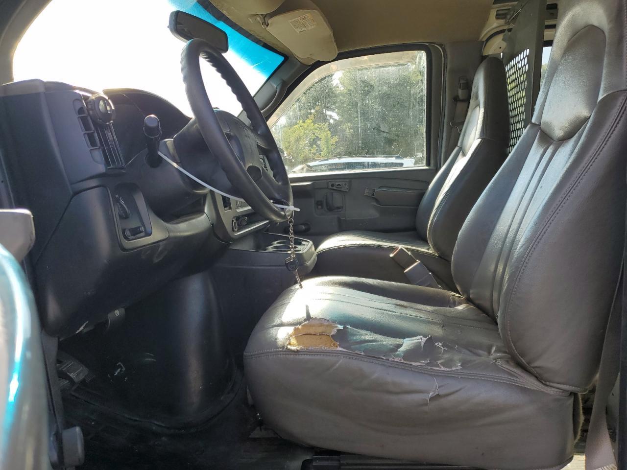 2007 GMC Savana G2500 - Фото 7