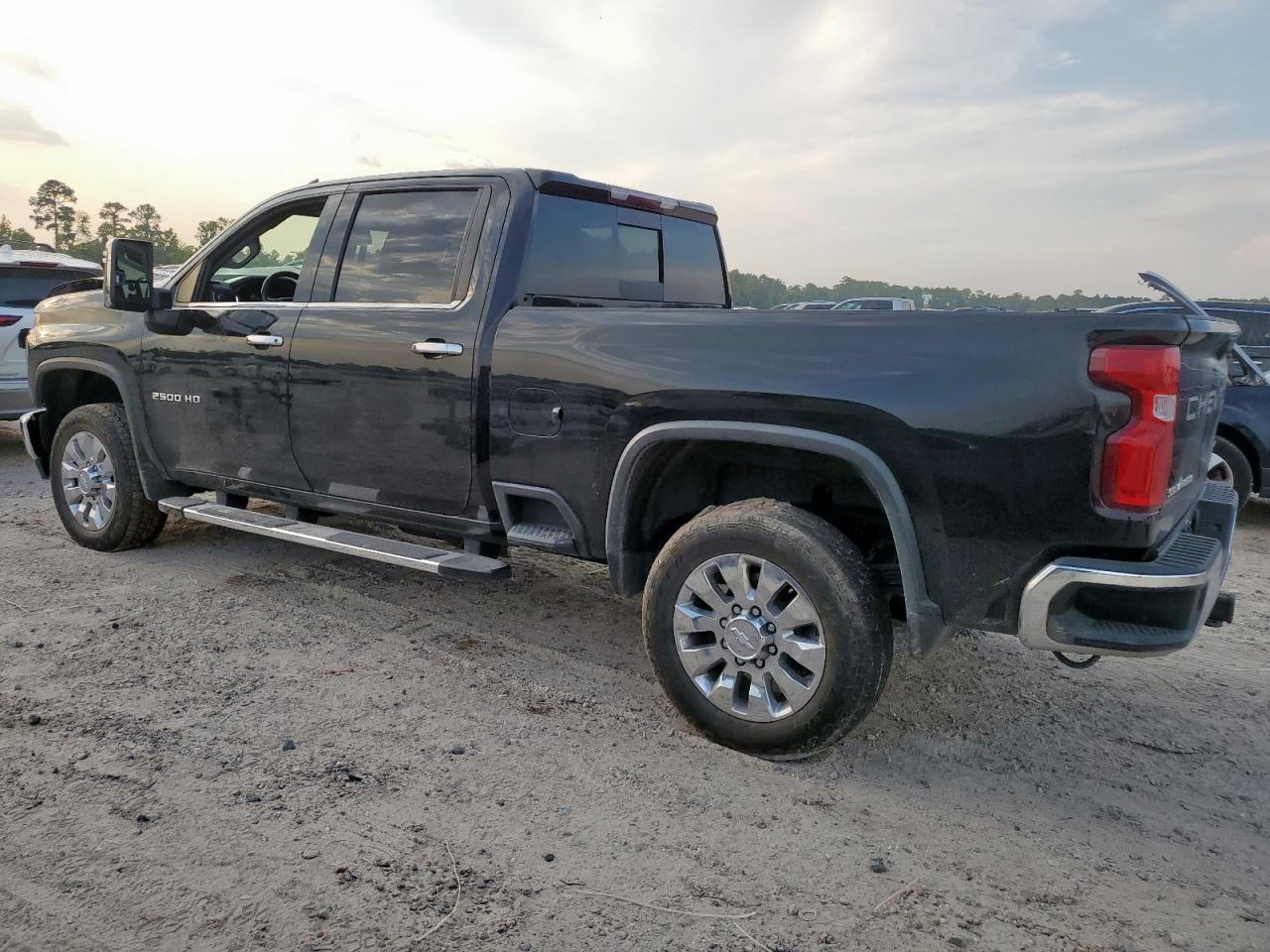 2022 Chevrolet Silverado K2500 Heavy Duty Ltz - Image 2