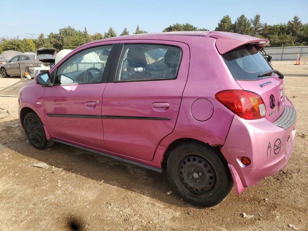 2014 Mitsubishi Mirage De - Фото 2