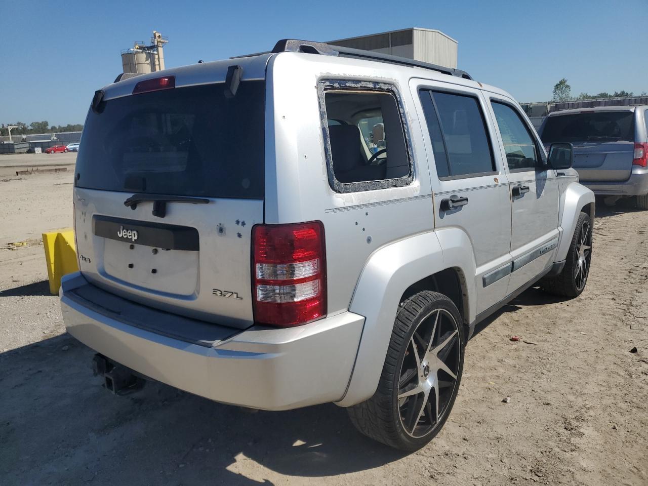 2008 Jeep Liberty Sport - Image 3
