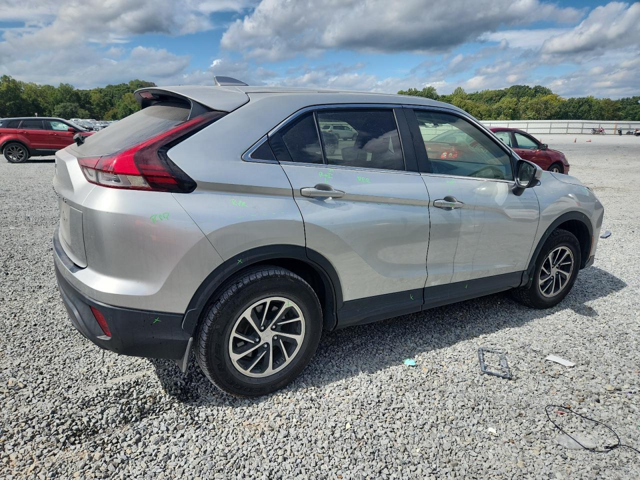 2023 Mitsubishi Eclipse Cross Es - Image 3
