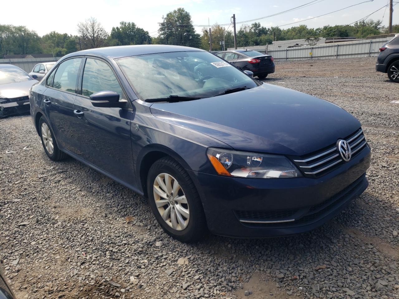 2014 Volkswagen Passat S - Image 4