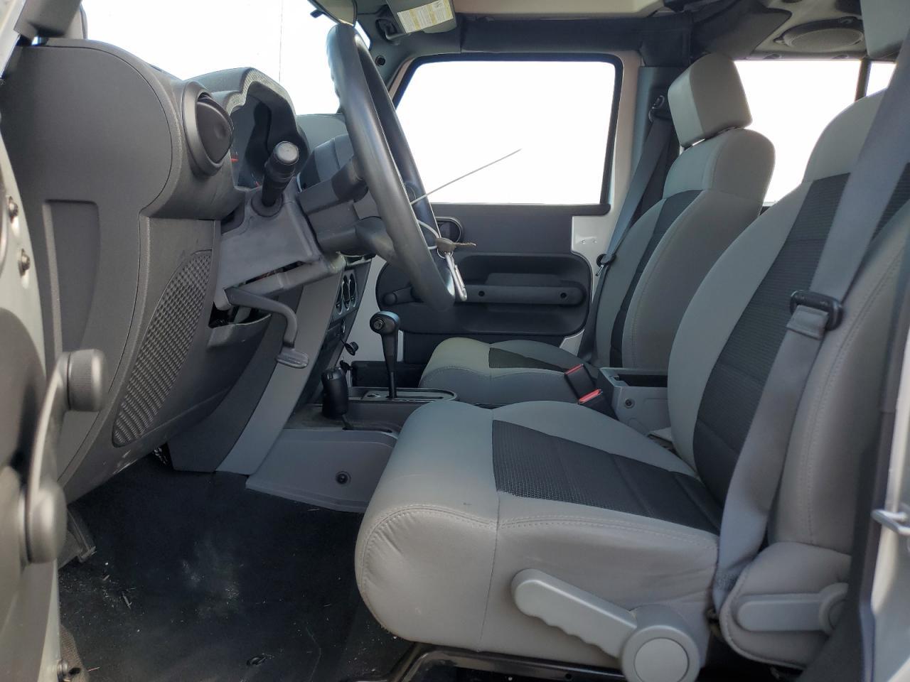 2008 Jeep Wrangler Unlimited X - Фото 7