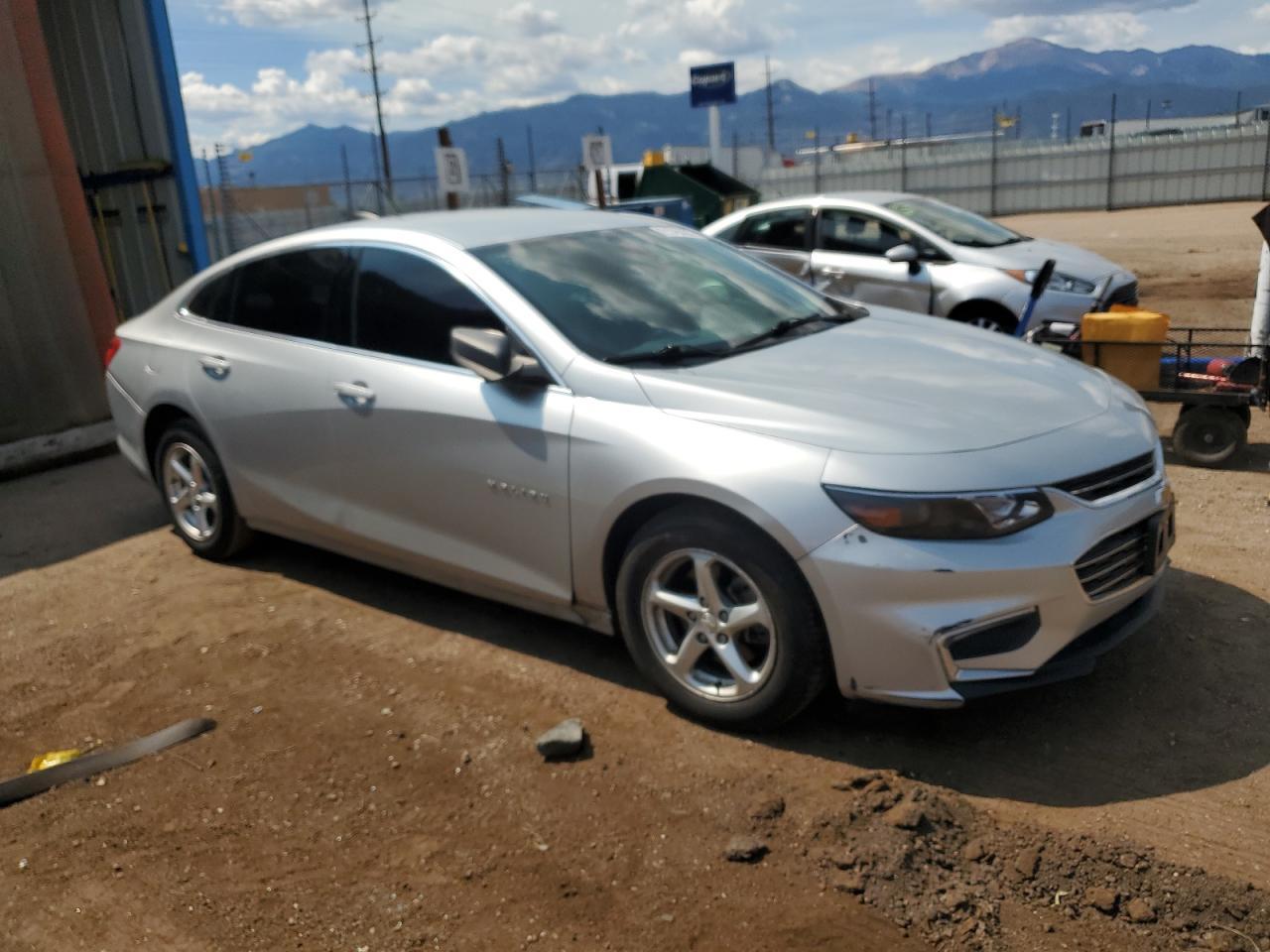 2018 Chevrolet Malibu Ls - Фото 4