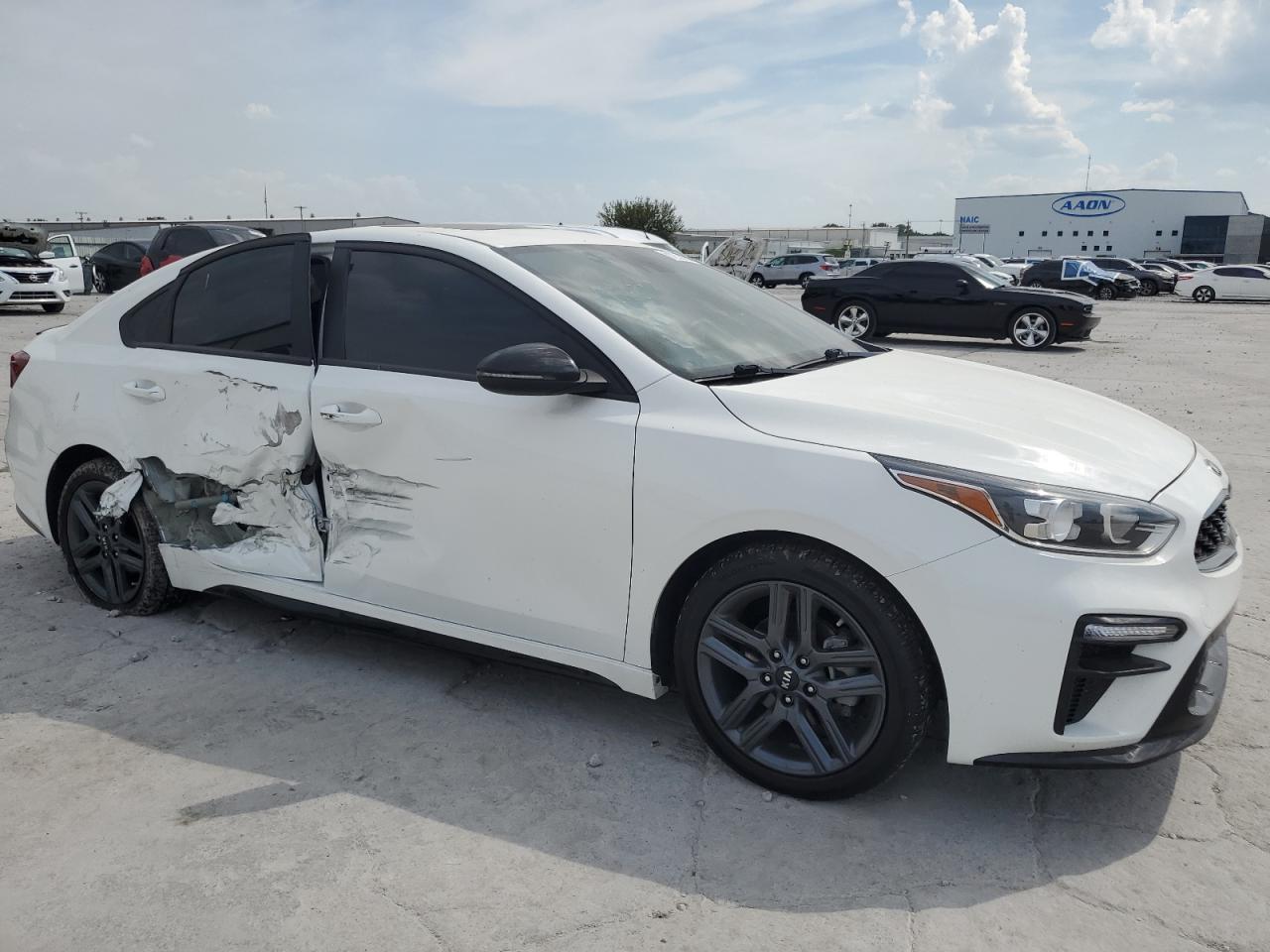 2021 Kia Forte Gt Line - Фото 4