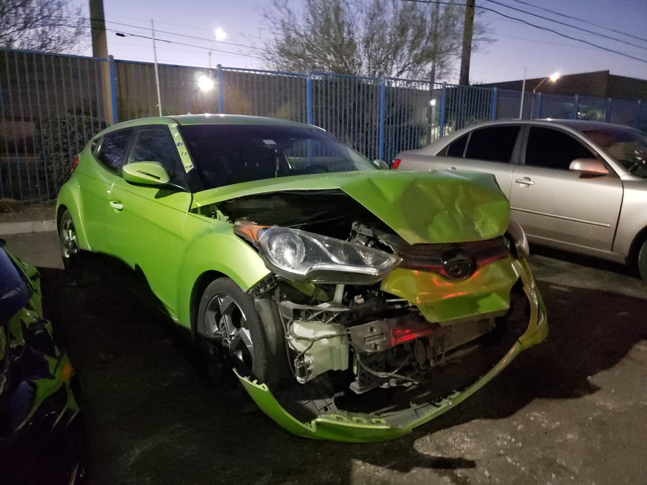 2012 Hyundai Veloster - Фото 4