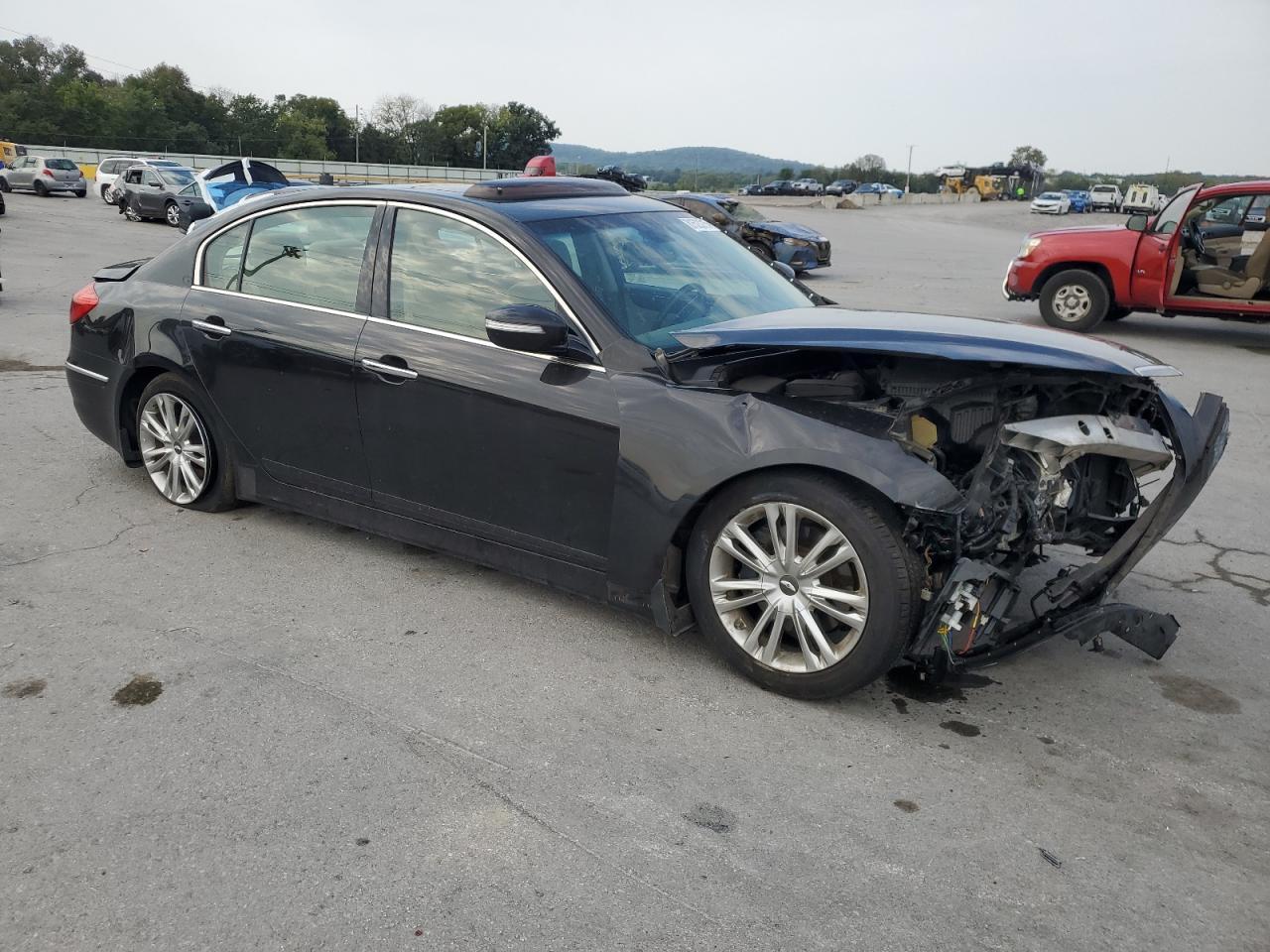 2014 Hyundai Genesis 3.8L - Фото 4