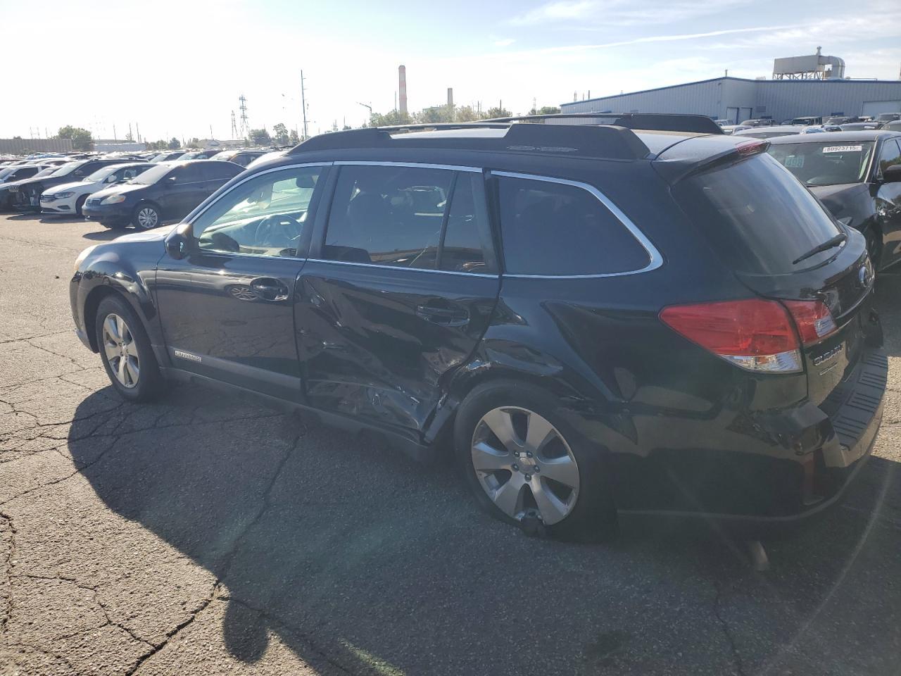 2010 Subaru Outback 3.6R Limited - Фото 2