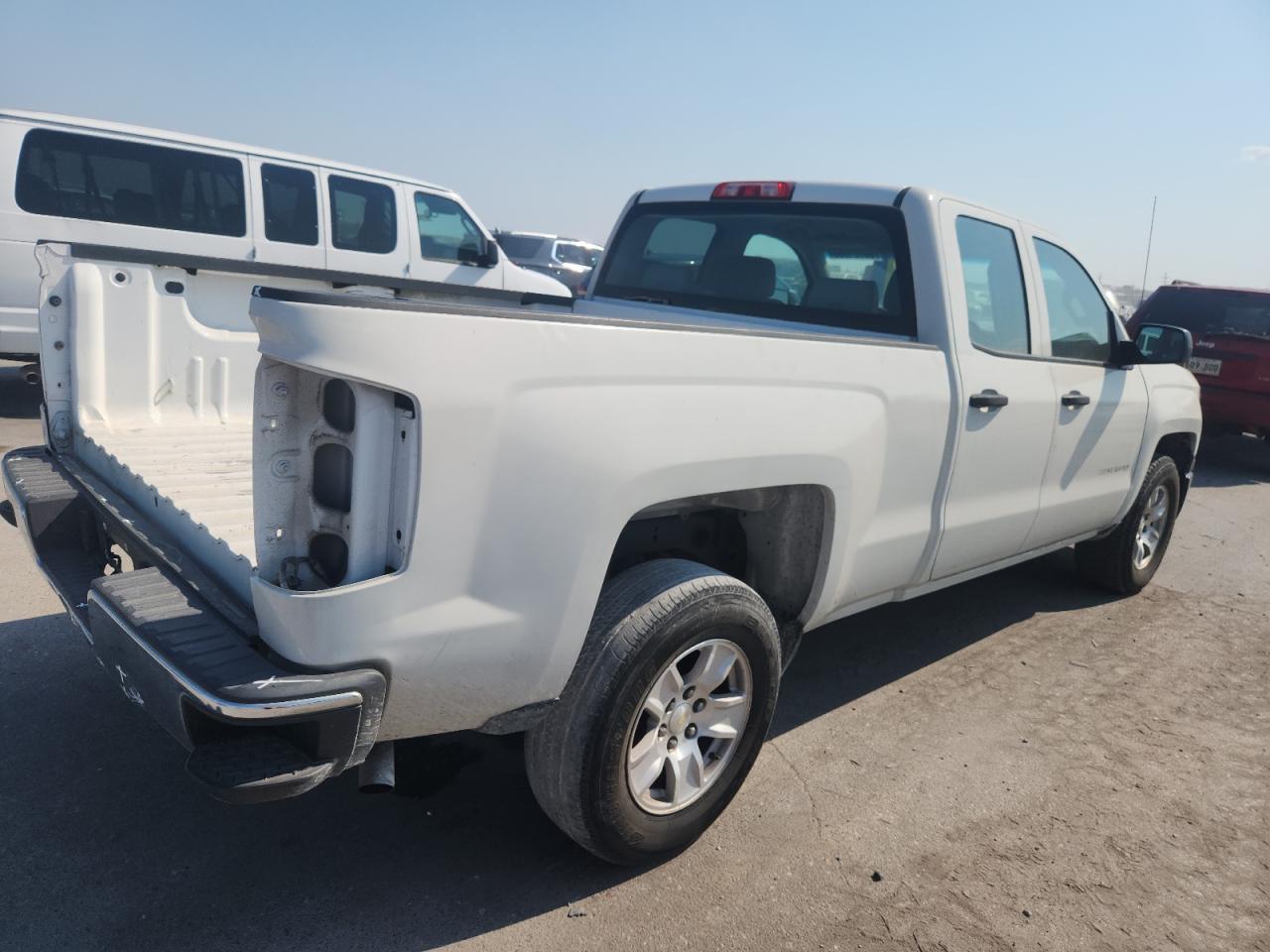 2014 Chevrolet Silverado C1500 - Фото 3