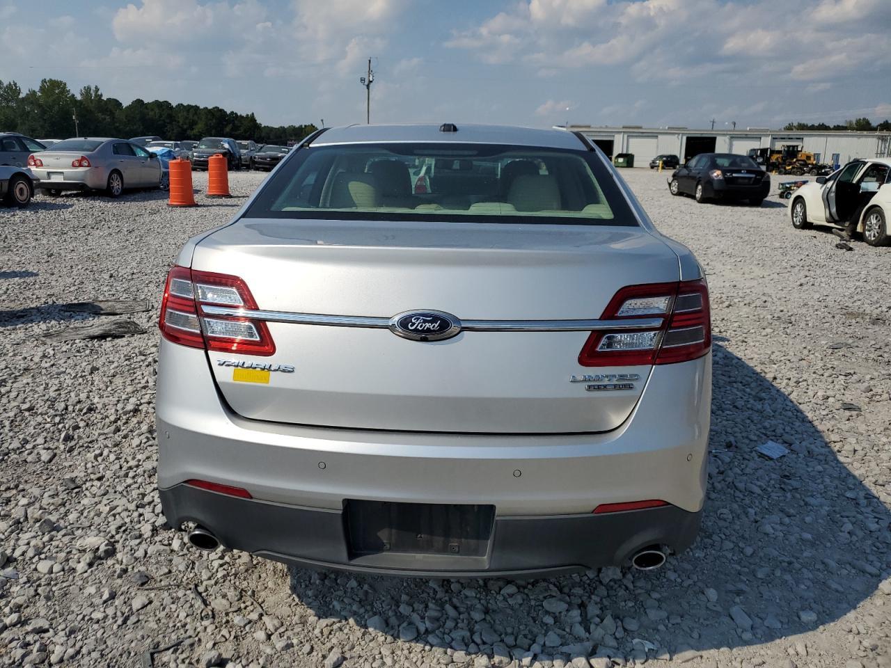 2017 Ford Taurus Limited - Фото 6