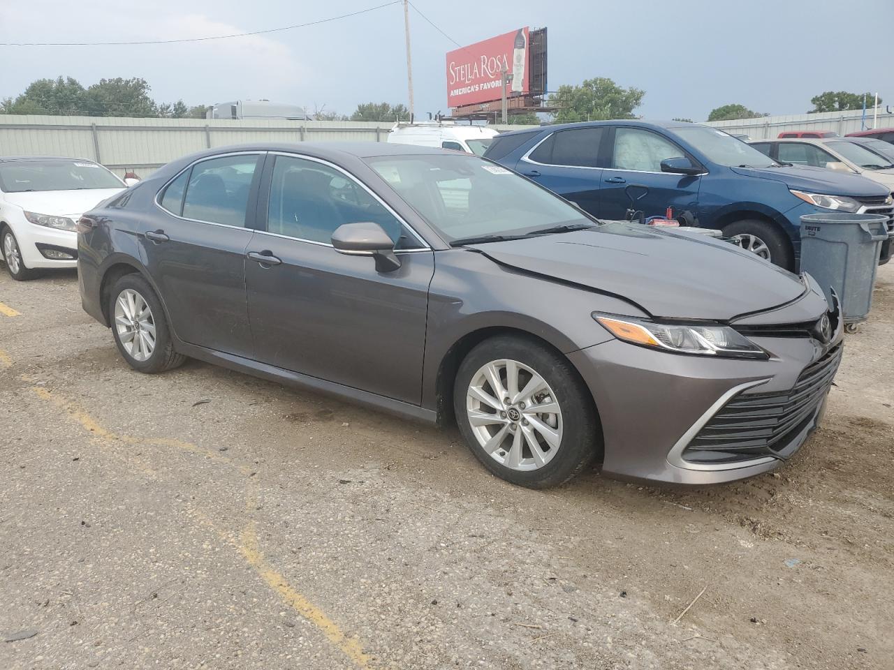 2024 Toyota Camry Le - Фото 4