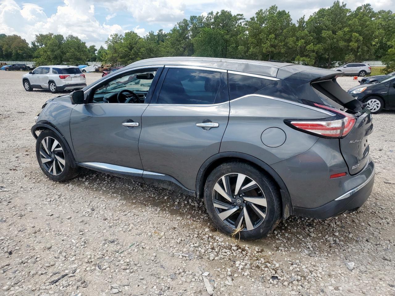 2018 Nissan Murano S - Image 2