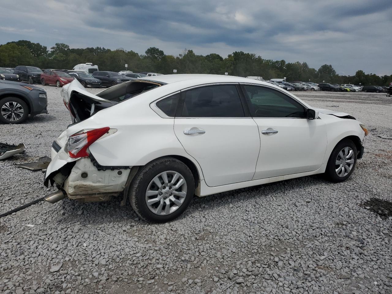 2017 Nissan Altima 2.5 - Фото 3