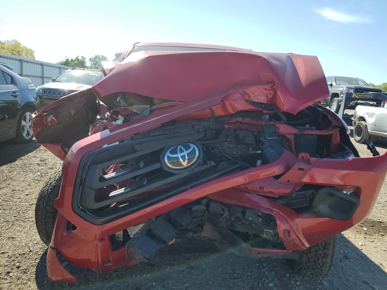 2021 Toyota Tacoma Double Cab - Image 5